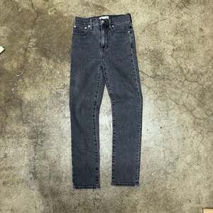 Madewell The Perfect Vintage Jean Black Washed Denim Slim Tapered
